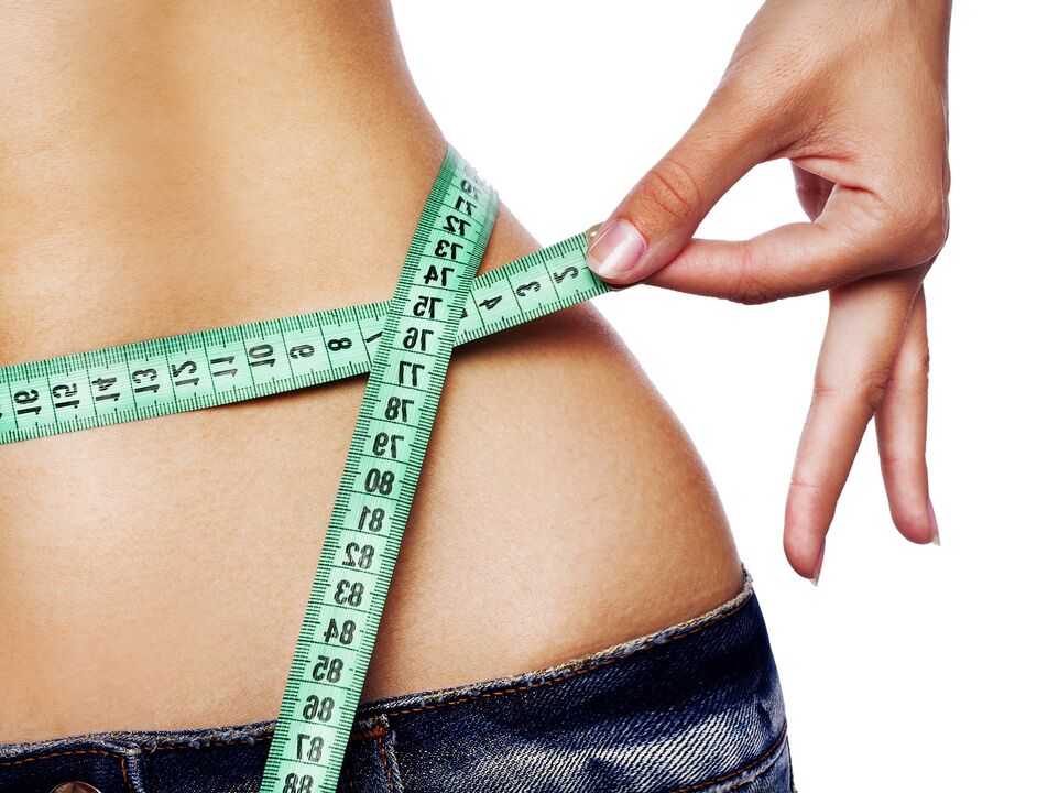 S ketozo se začne proces predelave maščob in človek začne izgubljati odvečne kilograme.